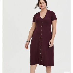 Torrid Burgundy Purple buttoned rib midi dress